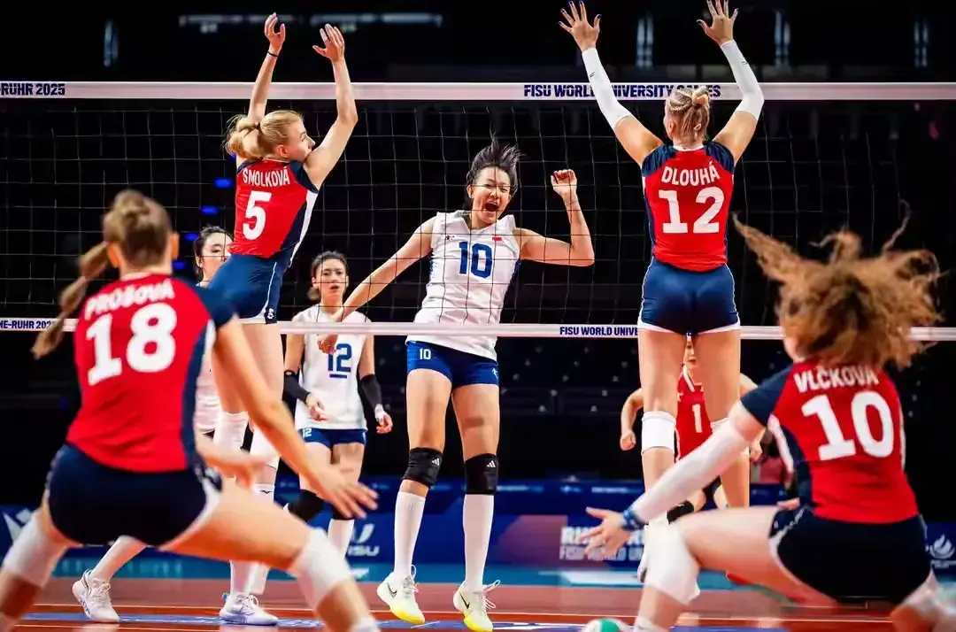 女排背水一, 拭目以待选