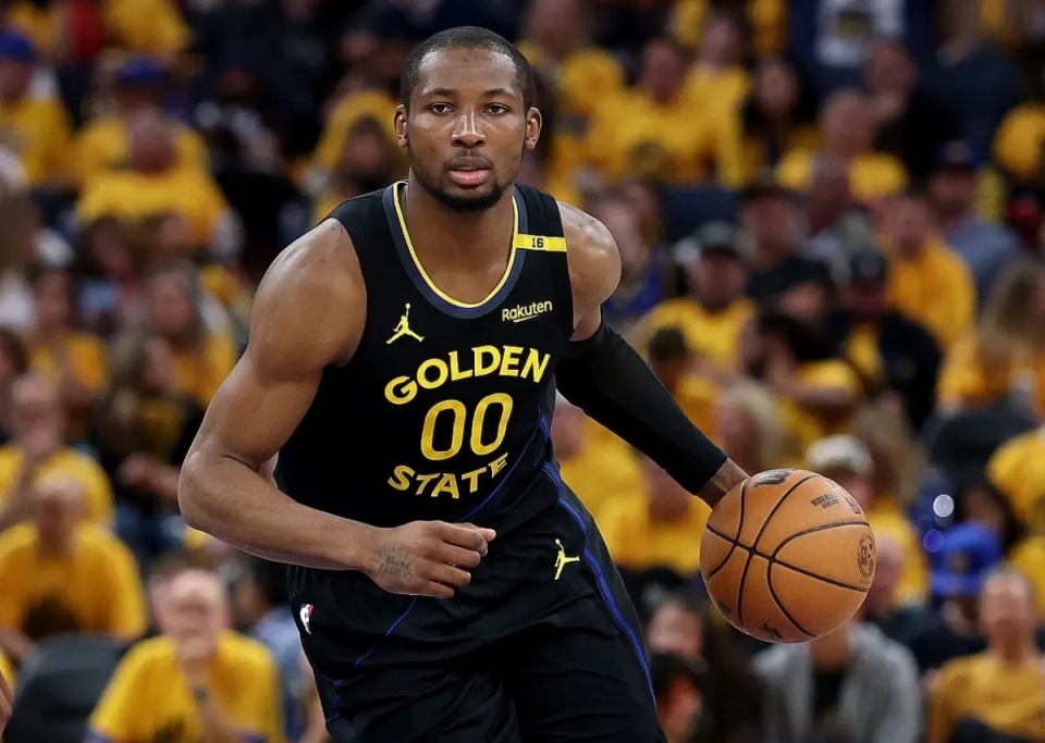 Brett, 体遭遇滑铁, 姆斯为首的