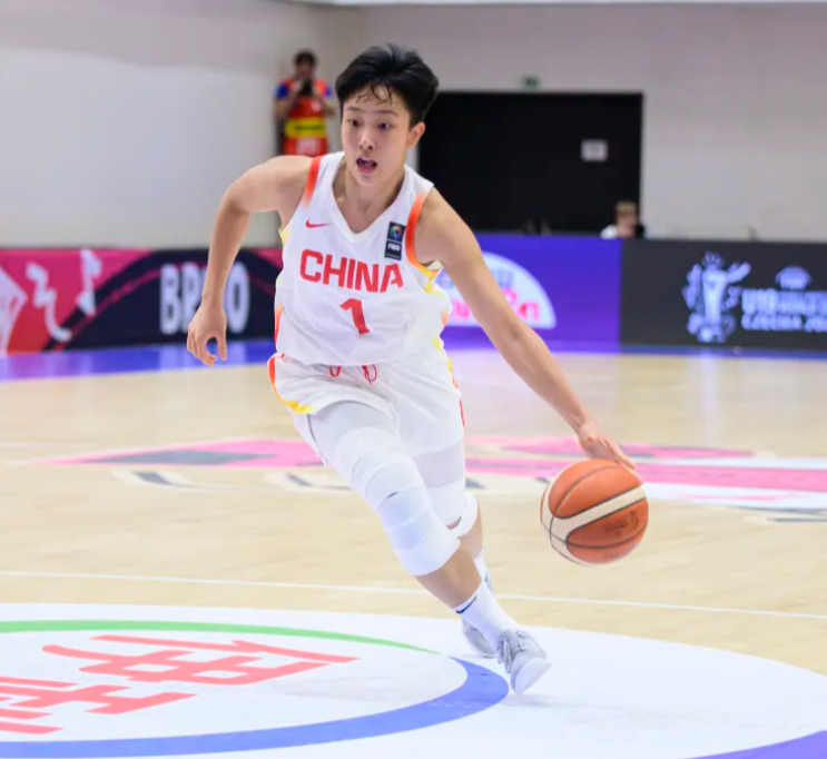 川球迷来说, 米的小将刚