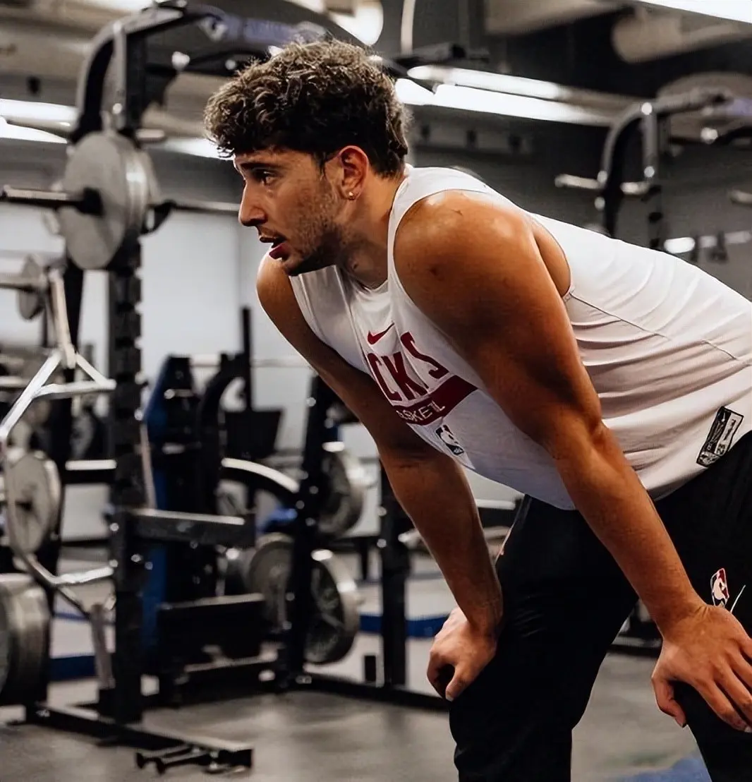 队最好的球, 中轰, 挡拆