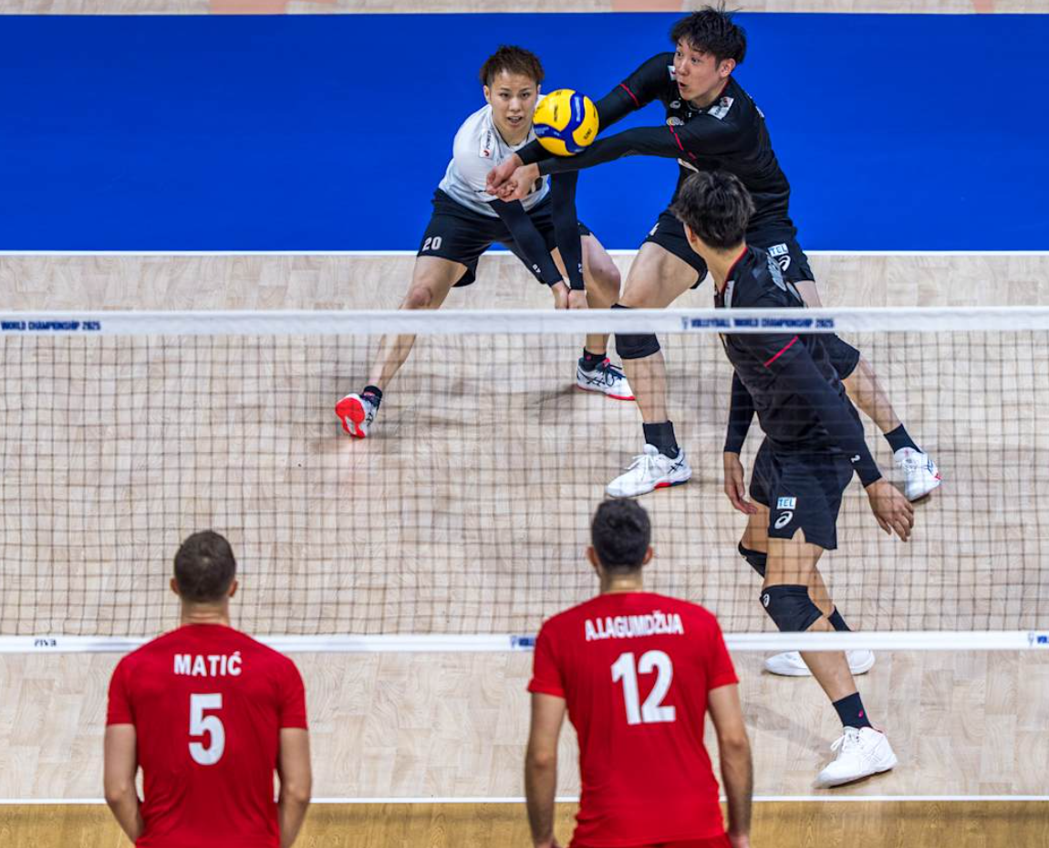 他们的发球 他们的发球